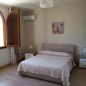 Appartamento Luminoso Con Terrazza......c.u......q2483, Sìnnai