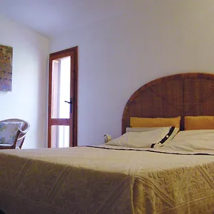 Bed & Breakfast Via Dei Gerani, Sìnnai